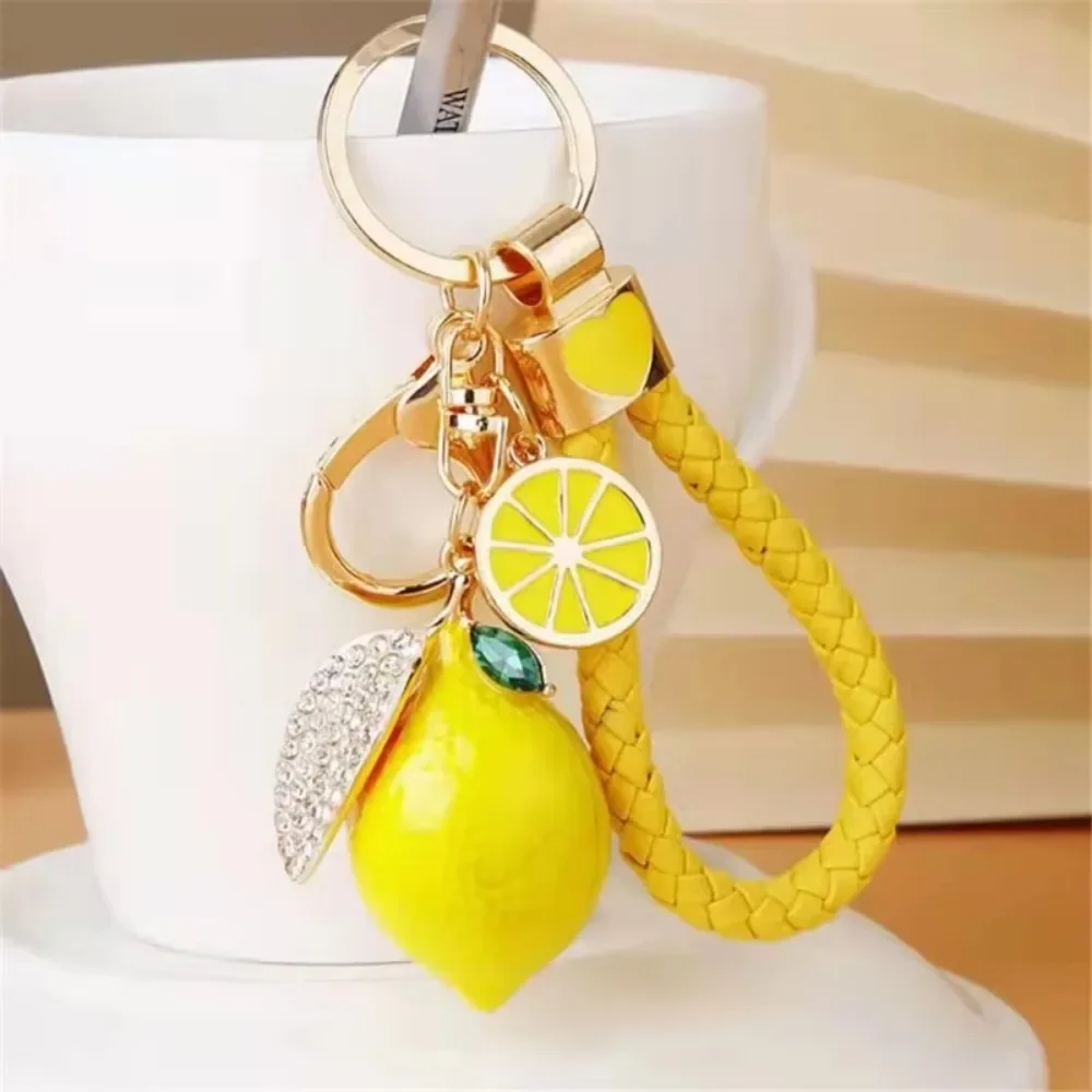 Cute Rhinestone Lemon Keychain Summer Fruit Metal Lemon Slice Bag Accessories Ideal Gift for Friends Lightweight and Luxurious