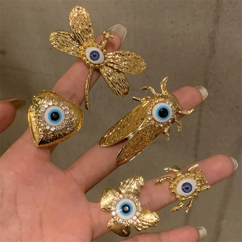 HangZhi Exaggerated Devil\'s Eye Insect Ring Butterfly Beetle Animal Copper Metal Chunky Punk Charms Jewelry for Women