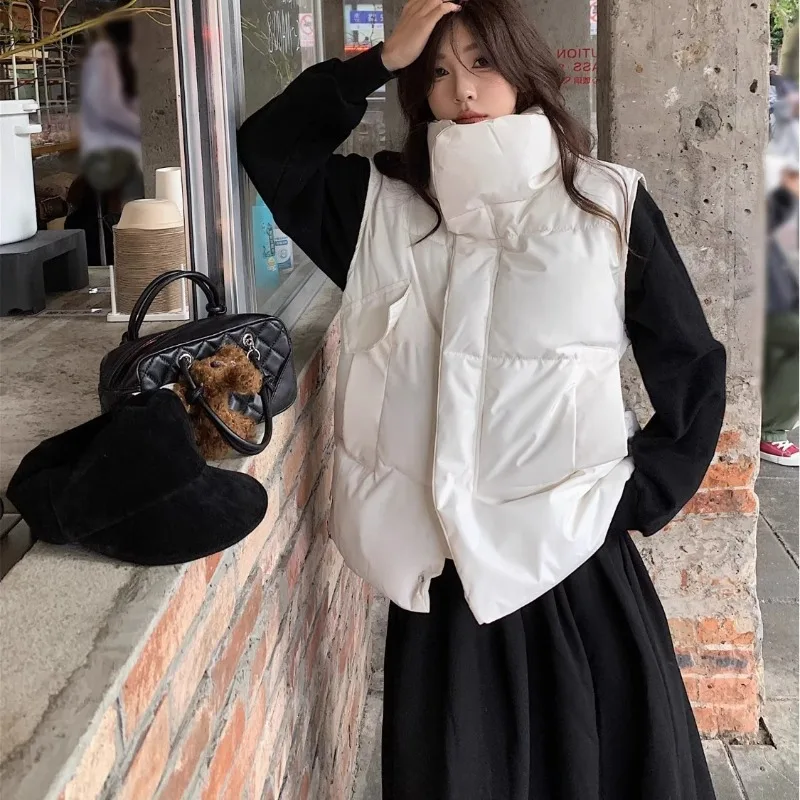 New Short Puffer Vest Women Stand Collar Box Quilted Snap Front Patch Pockets Oversize Solid Fall Winter Trendy