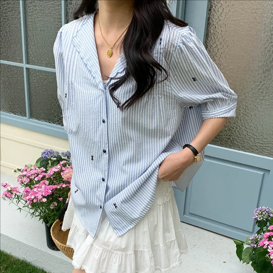 

Summer casual blue bow embroidered lace V-neck striped short sleeve shirt women