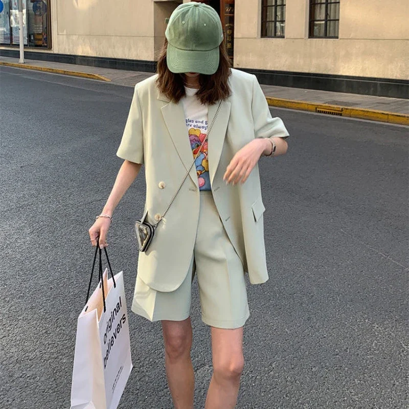 Clothes Womens Short Pants Set Beige Sleeve Blazers and Shorts Suits for Women 2024 Loose Summer Light with Jacket Novelties Kit