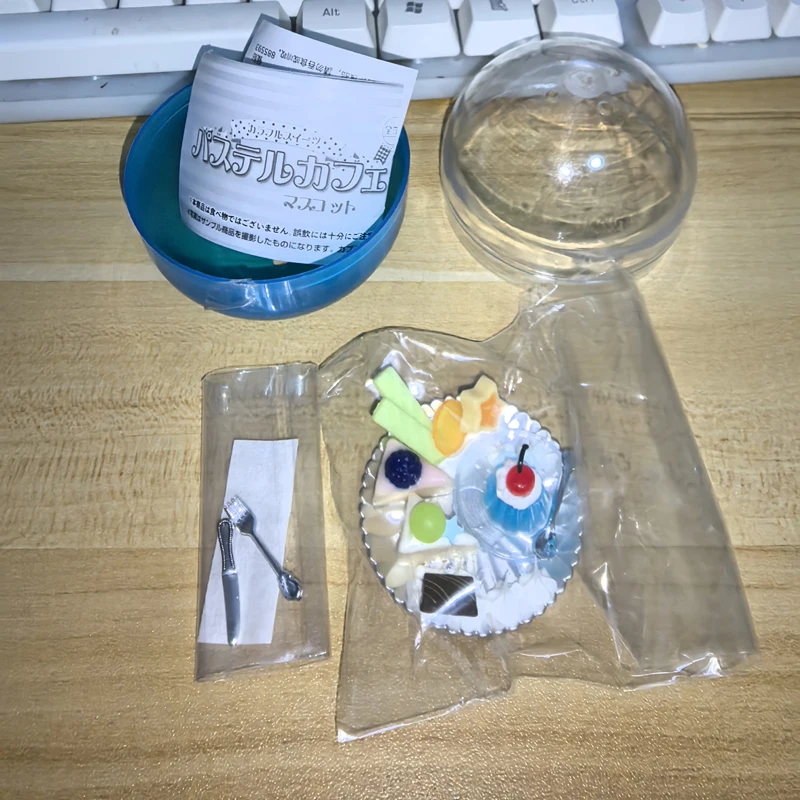 TOYS SPIRITS Original Gashapon Anime Figurine Cute Mini Coffee Shop Cup Models Kawaii Action Figure Capsule Toys Gift