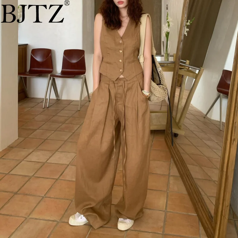 

BJTZ Temperament Khaki Sleeveless Vest Top Fashionable Set For Women 2025 Summer New Loose Office Lady Female Two Piece Sets