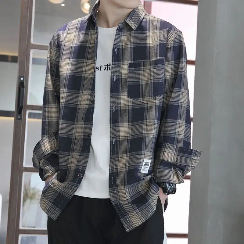 

Весенне-осенняя новая модная клетчатая блузка с длинными рукавами, мужская одежда, корейская повседневная одежда с карманами на пуговицах, универсальные трендовые простые рубашки