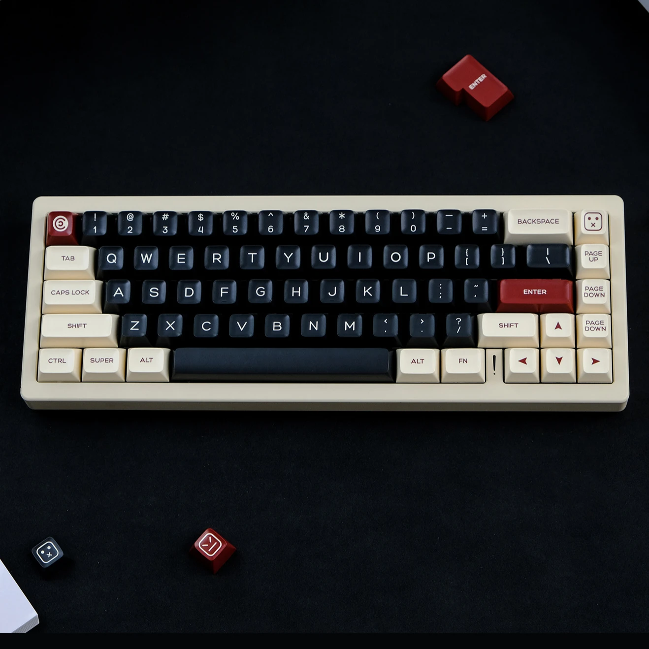 PBT Roman keycap QXA height two-color large full set of SA non-SA adaptation 6875/87/98/108, etc