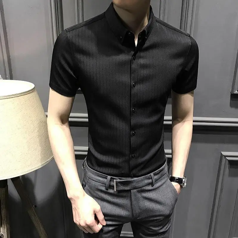 New Spring and Summer Men's Shirt   Short-sleeved Stretch Shirt High End Stripe Leisure Business Slim Fit Non-iron Top