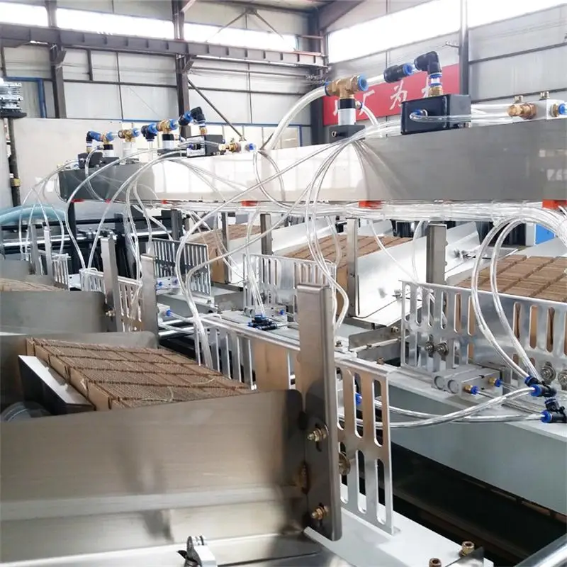 آلة تجميع تقسيم الكرتون يربك الجمعية التقسيم التلقائي المموج للبيع #6