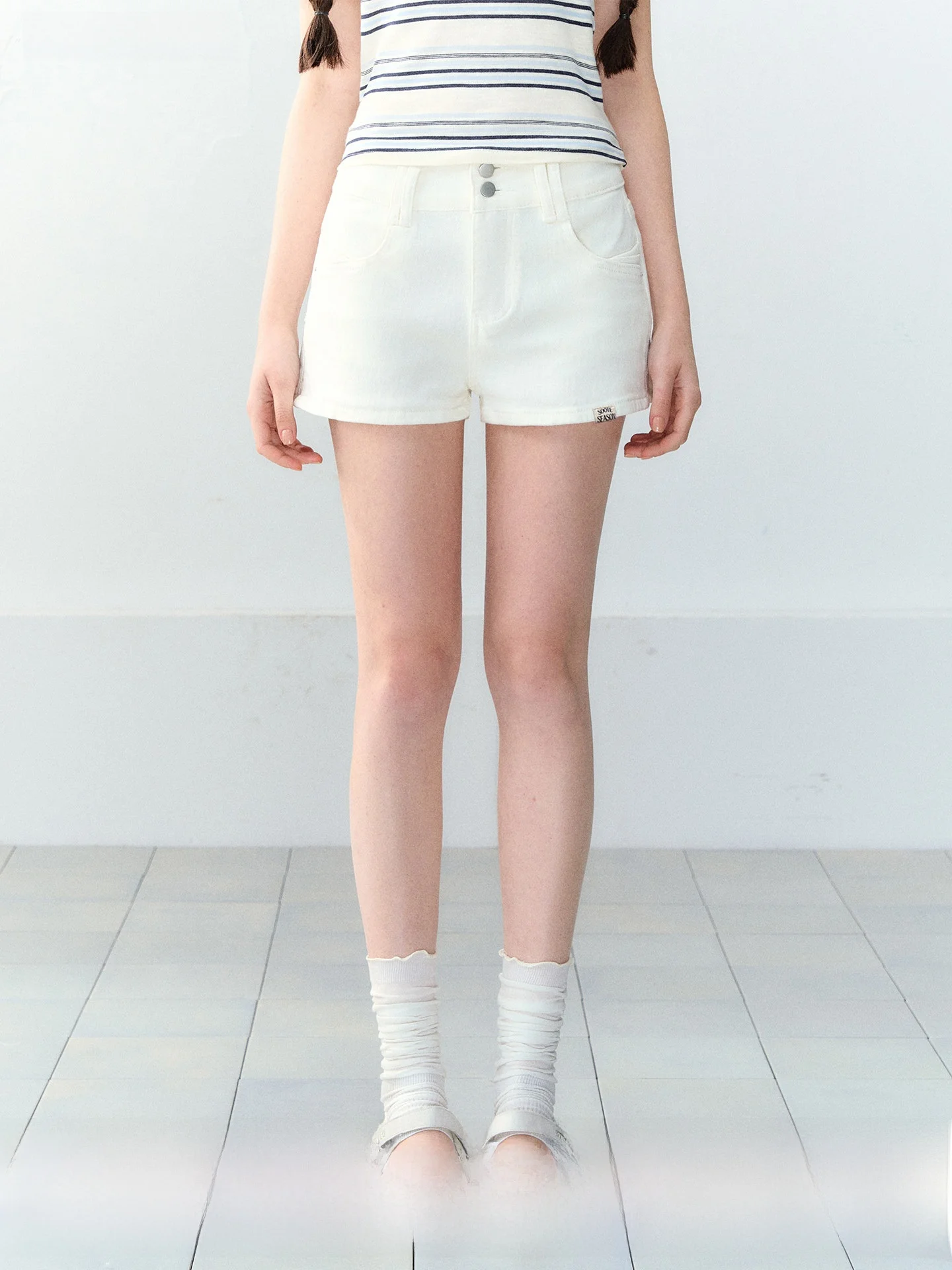 

Soote Season Original White Korean Style Casual Versatile Straight Leg Slightly Stretchy Double Buckle High Waist Jeans Short...