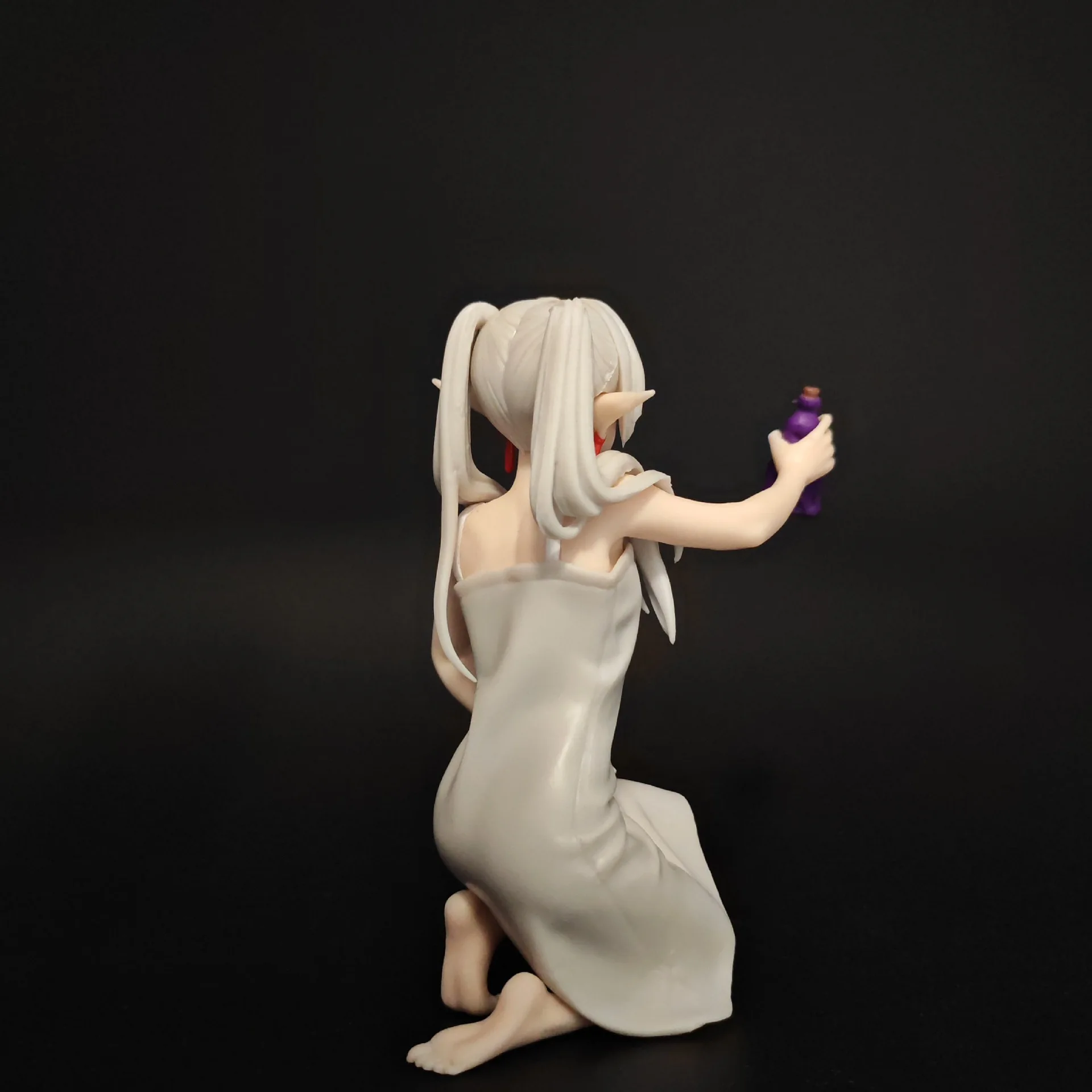 ألعاب شخصيات Frieren: Beyond Journey'S End Frieren Elf Archmage لسطح المكتب جمع الديكور هدايا عيد الميلاد الطرفية الأنيمي