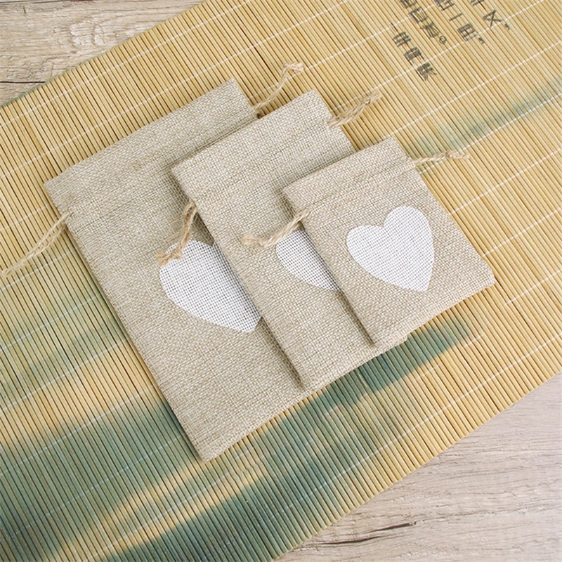 10 Teile/los Herz Scharfe Jute Kordelzug Taschen Weihnachten Party Neue Jahr Ostern Geschenk Paket Hochzeit Beutel 8x10/10x14/13x18cm