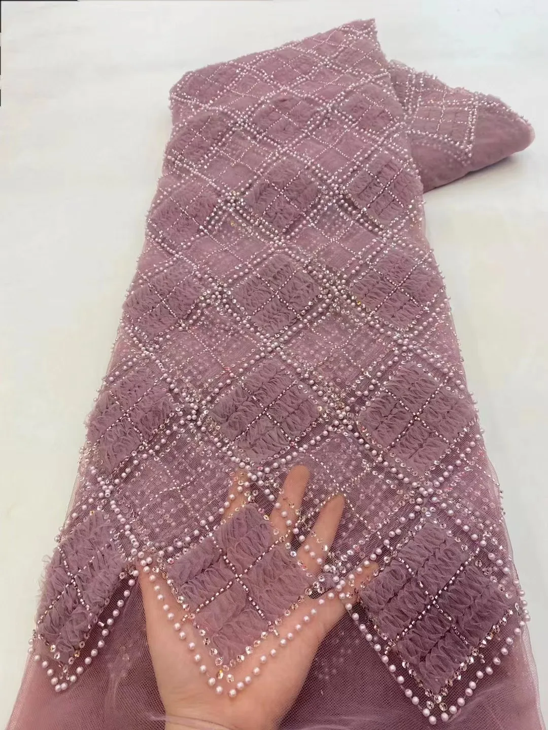

African Sequins Beaded Lace Fabric 2024 High Quality Sequence Embroidery French Nigerian Beads Lace Fabric For Wedding Dresses
