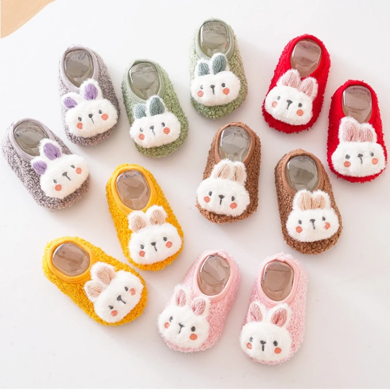 

Зимняя обувь с героями мультфильмов для малышей, утолщенная нескользящая резиновая подошва, зимняя обувь для маленьких девочек и мальчиков, обувь для первых ходунков, кроссовки