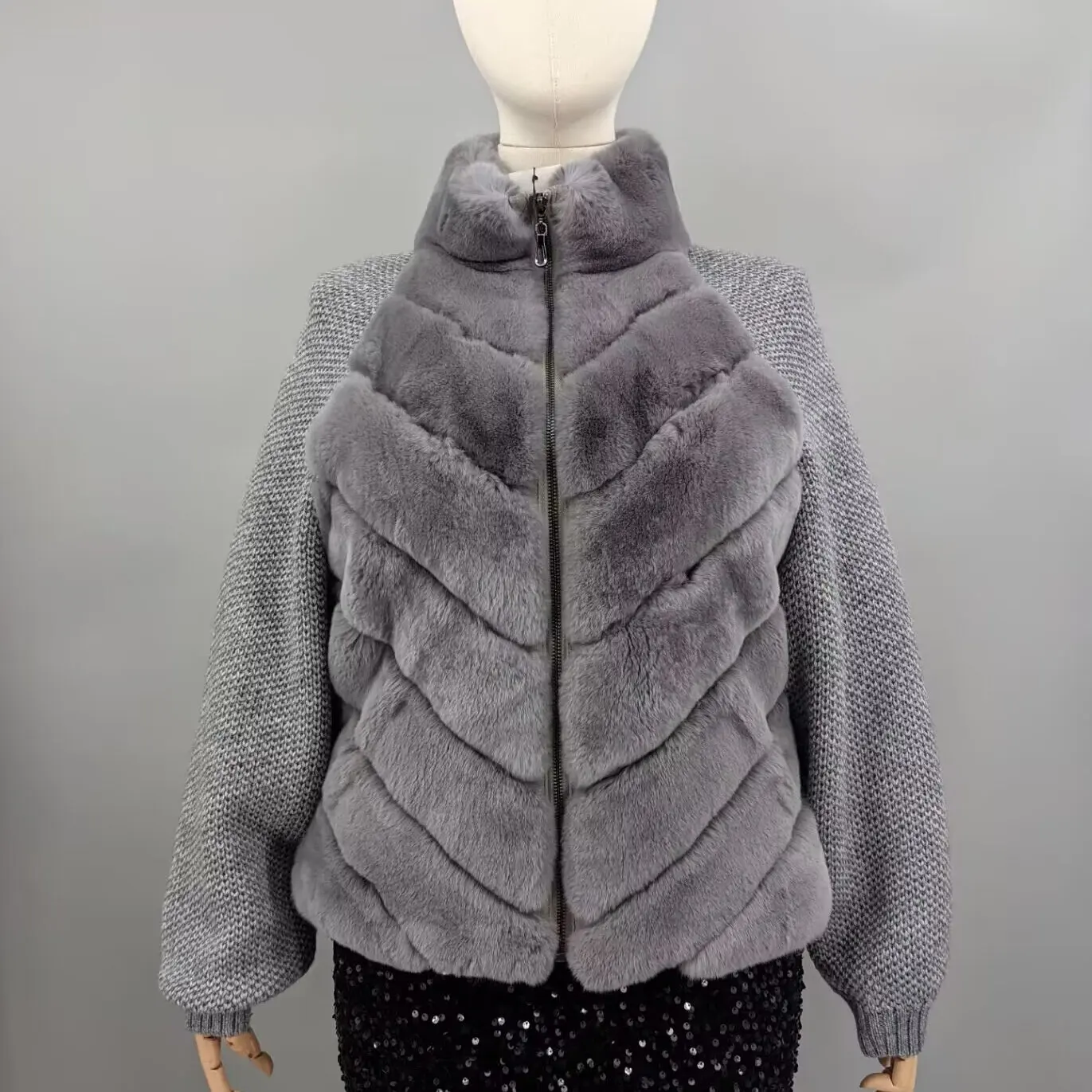 Women Gray Real Chinchilla Rex Rabbit Fur Knitted Sleeve Jacket Stand Collar Zip Up Winter Short Fur Coat Outerwear