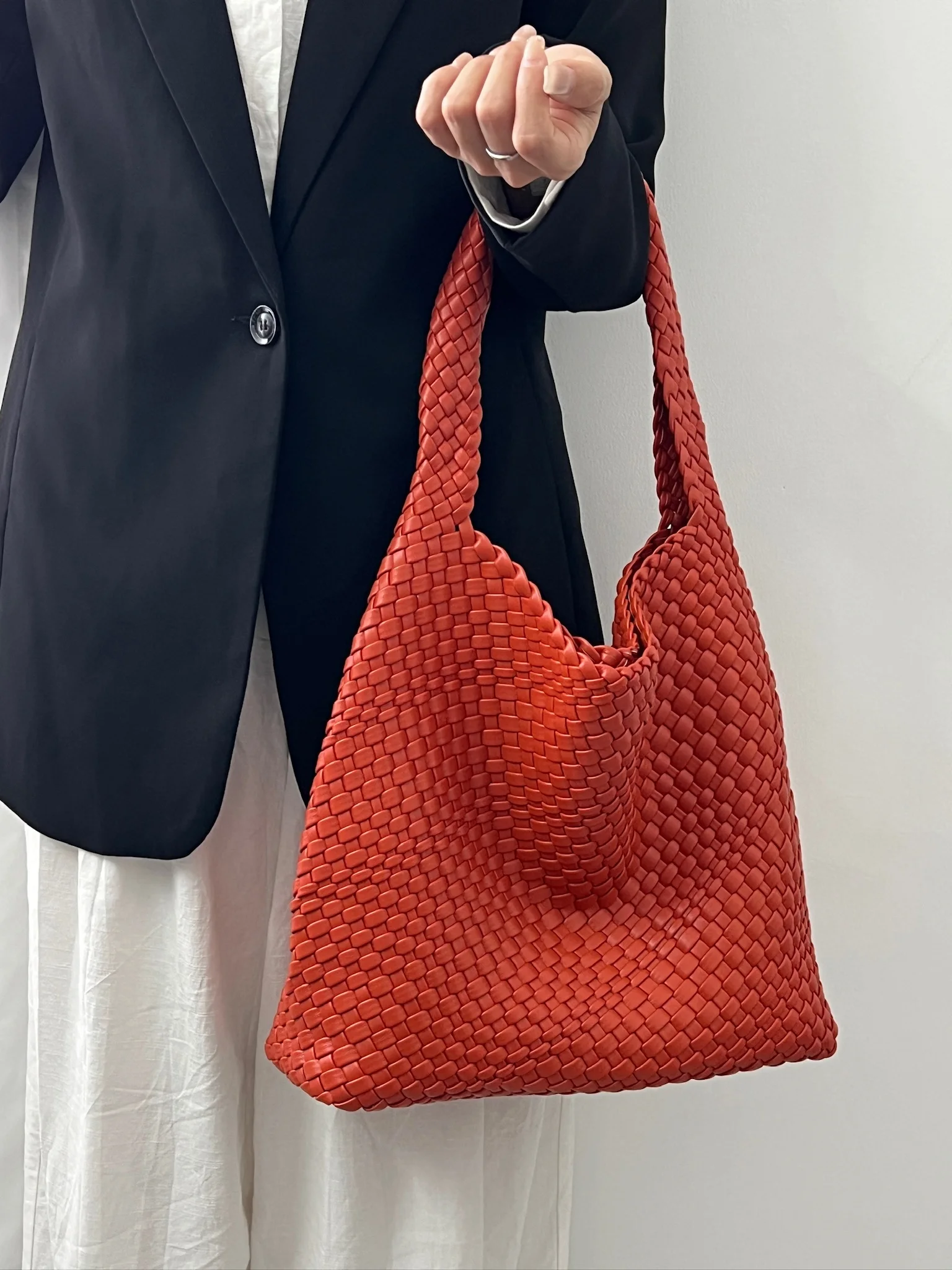 Women's bags Luxury Designer Shoulder bag High capacity PU leather hand woven Women's handbag