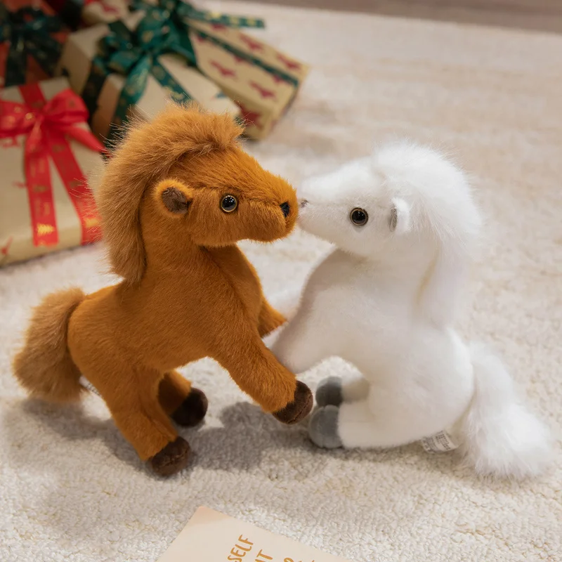 2025 heißer Verkauf kleines Pferd Plüschtiere hochwertige gefüllte lebensechte stehende Pose Pony Puppe hübsche Desktop-Dekoration Kinder Begleiter