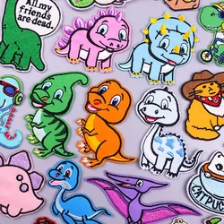 Patch per ricamo dinosauro carino per abbigliamento Applique animale ferro su toppe toppe per cartoni animati fai da te su vestiti per bambini adesivi distintivi