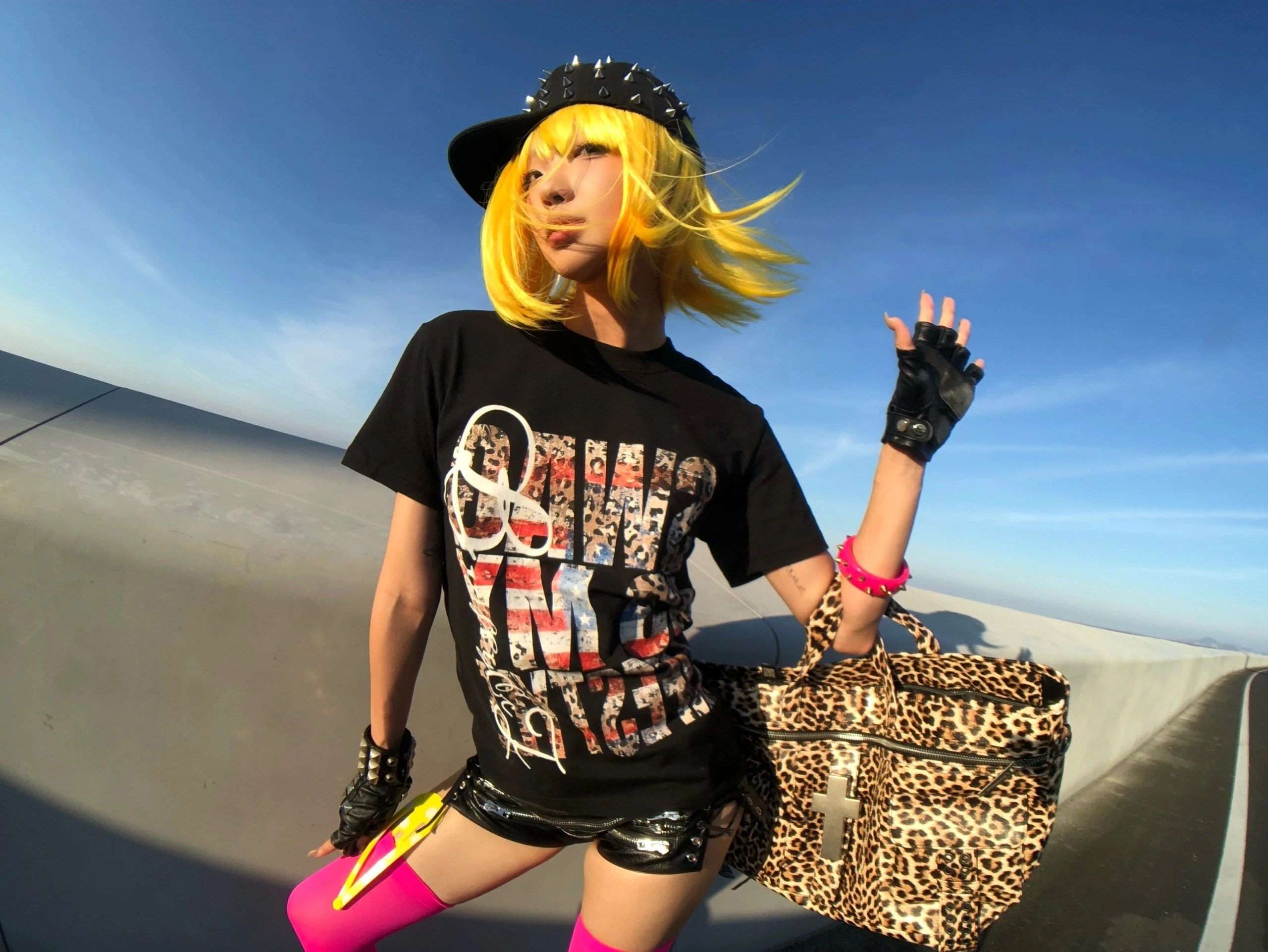 Karrcat Grunge Aesthetics T-Shirt mit Buchstaben-Print, Trashy Y2k, kurzärmeliges schwarzes Top, Vintage-Punk-Stil, Streetwear, amerikanischer Retro-Stil – Detail 12