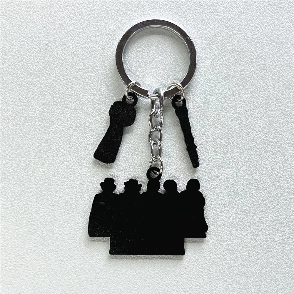 JYYH dw Fantasy Film and Television Peripheral Keychains High Quality Metal Jewelry Gifts to Friends for Wholesale