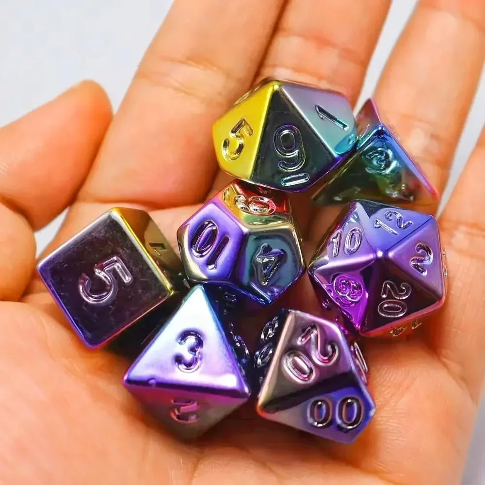 Nieuwe Stijl 7 Stks/set Gold Plating Dobbelstenen Cthulhu Dnd Run Dobbelstenen Tafelspellen Rpg Veelhoekige Dobbelstenen Set Kinderbordspel