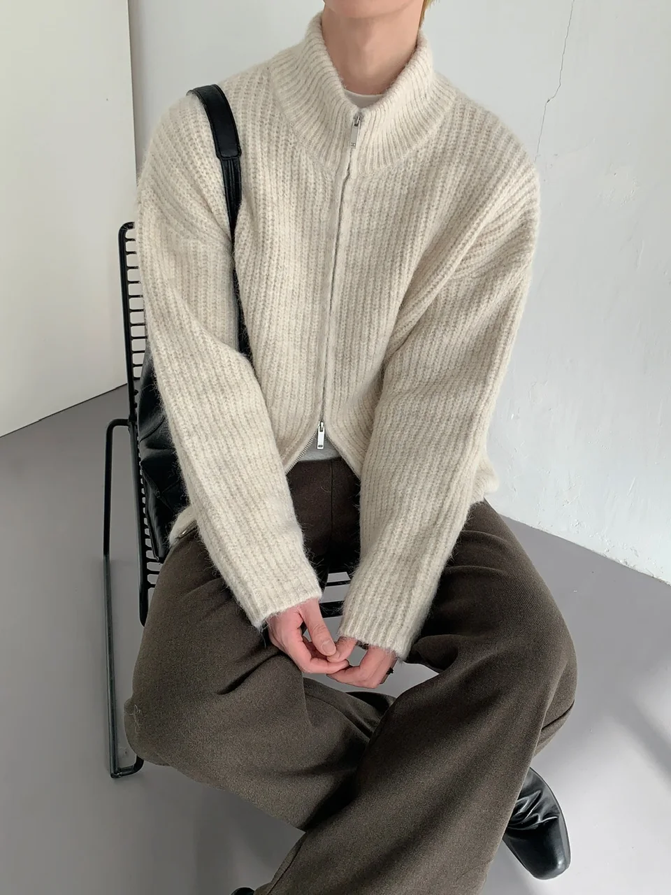 الرجال 2025 الخريف الشتاء جديد سميكة الوقوف طوق سستة سترة البلوزات الرجال الراقية محبوك القمم بلون تريكو #3