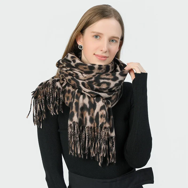 

Spring and Autumn Versatile Leopard Pattern Warm Scarf Luxury Imitation Cashmere Packaging Fashion Women's Tassel Scarf