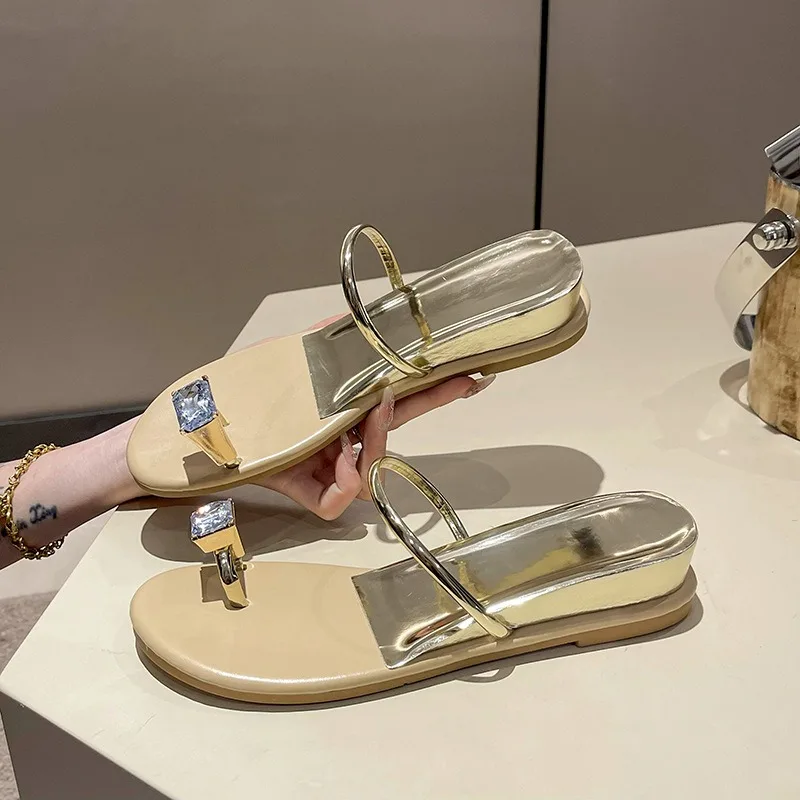 Luxuriöse Damen-Sandalen mit Niedrigem Absatz, Sommer-Neuheit mit Rundem Vorderteil, Wasserdichten Strass-Verzierungen, Weicher Sohle, Rutschfest und Verschleißfest