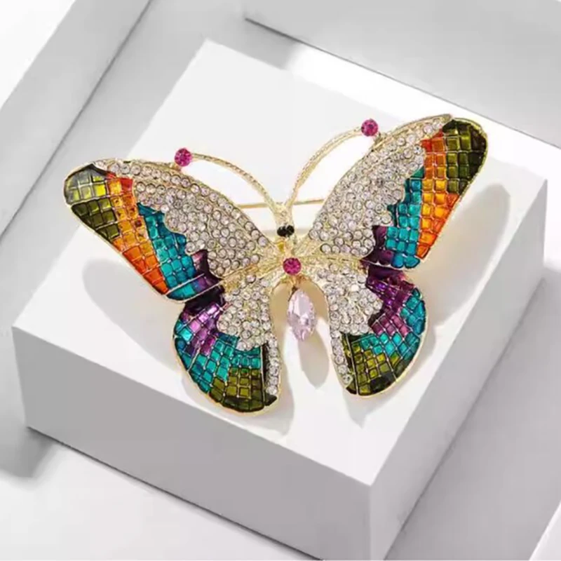 Fashion Butterfly Brooches For Women Girls Colorful Butterfly Pins Wedding Party Jewelry Daily Clothing Accessories Gifts