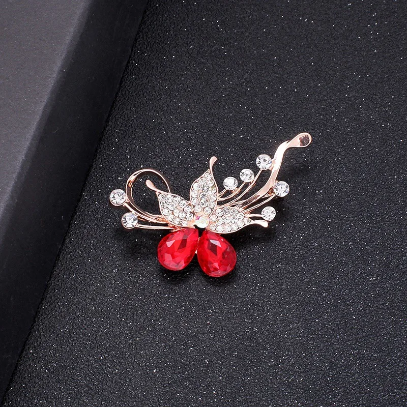 

2024 Trendy Shiny Crystal Brooch Pin Buckle Pave CZ Charm Red Purple Zircon Flower Petal Brooch For Women Classic Decoration