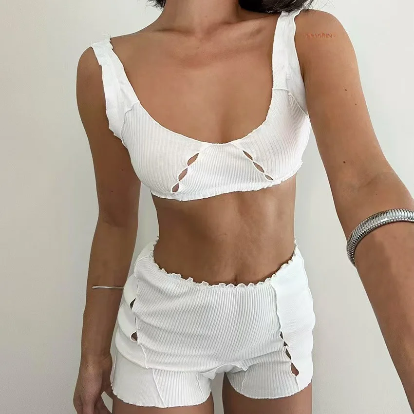 

Modern Style Hollow out Patchwork Top Shorts Set Home Clothes V-neck Sleeveless Youthful Design Home Comfortable Sleepwear