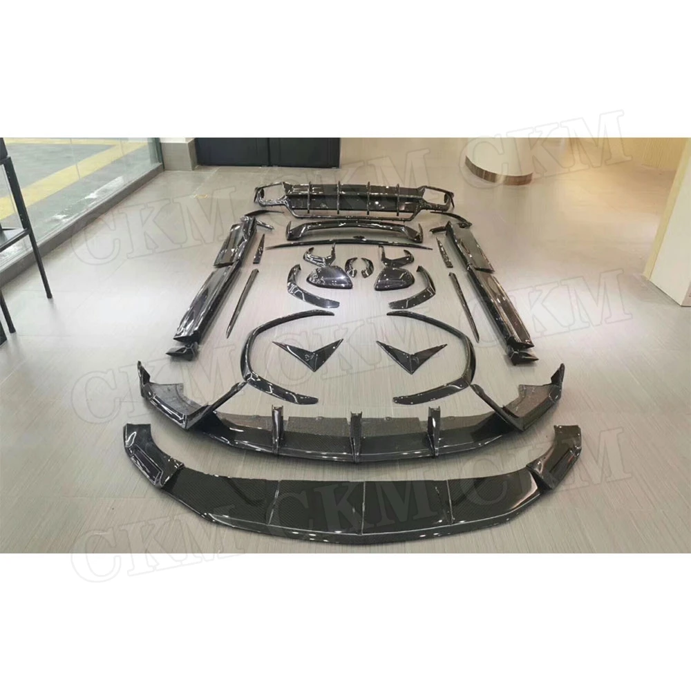 Dry Carbon fiber body Kit Bumper Guard Front Lip Rear Diffuser Spoiler Side Skirts Trunk Trims case For Lamborghini Urus