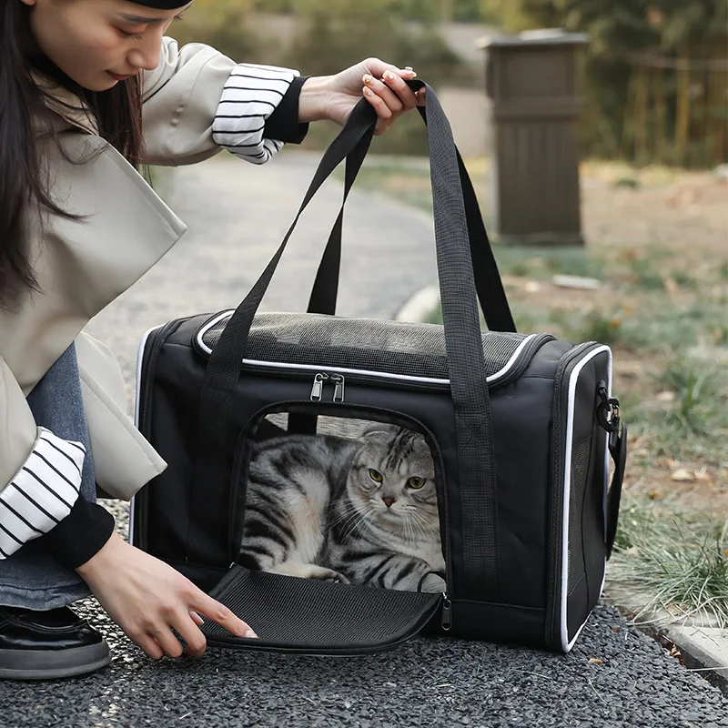 

2024 Newest Cat Bag Outdoor Bag Portable, Breathable, Foldable Car Pet Tote Bag Cat Outdoor Travel Tote Bag