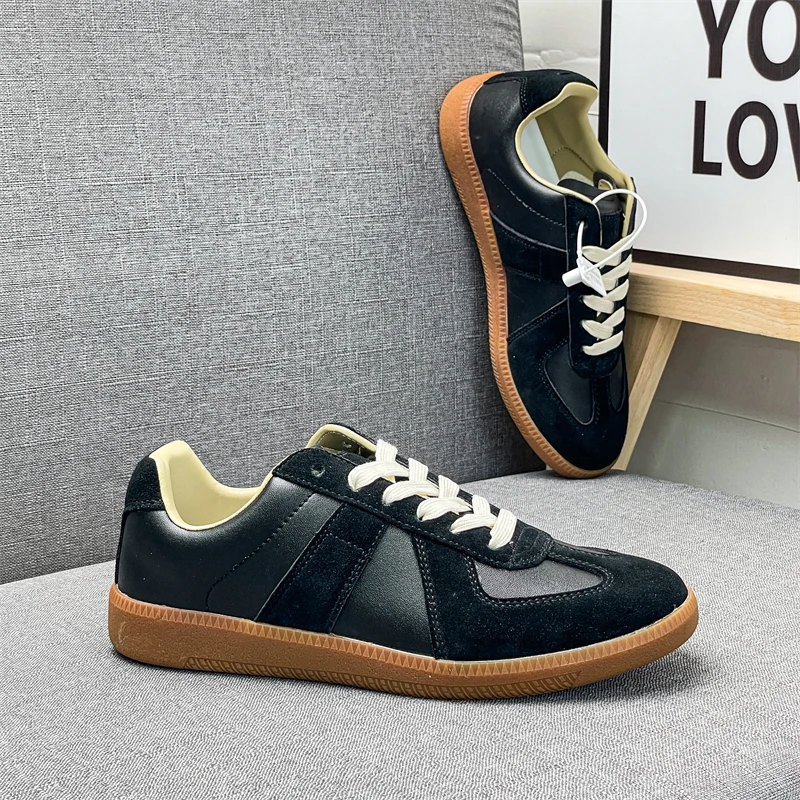 

2026 New Streetwear Retro Chunky Platform Shoes: Unisex Couples Classic Vintage Breathable Soft-Soled All-Season Shoes