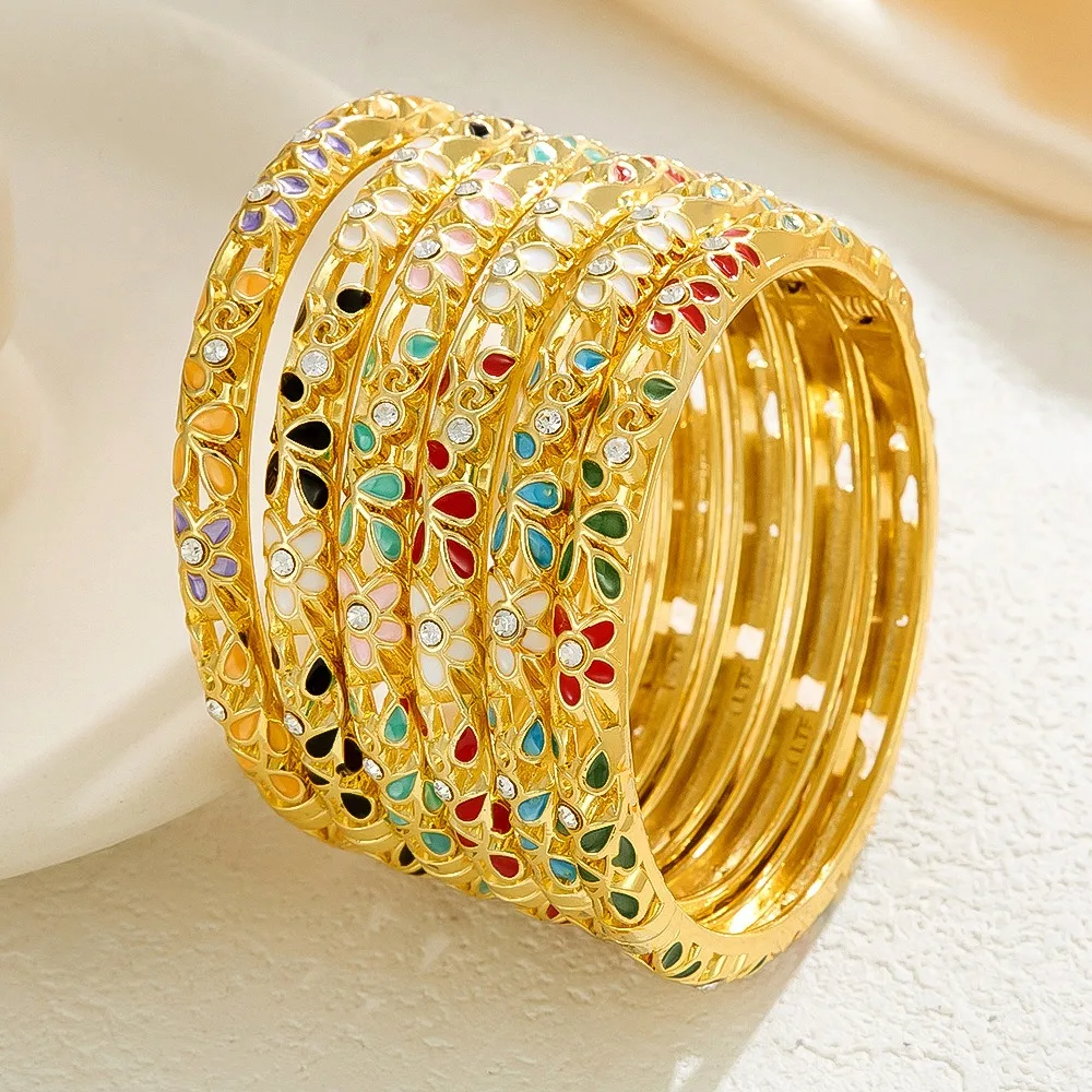 Classic Enamel Dropped Glaze Flower Texture Diamond Bangle For Women Vintage Copper Metal Hand Bracelet Party Jewelry Gifts