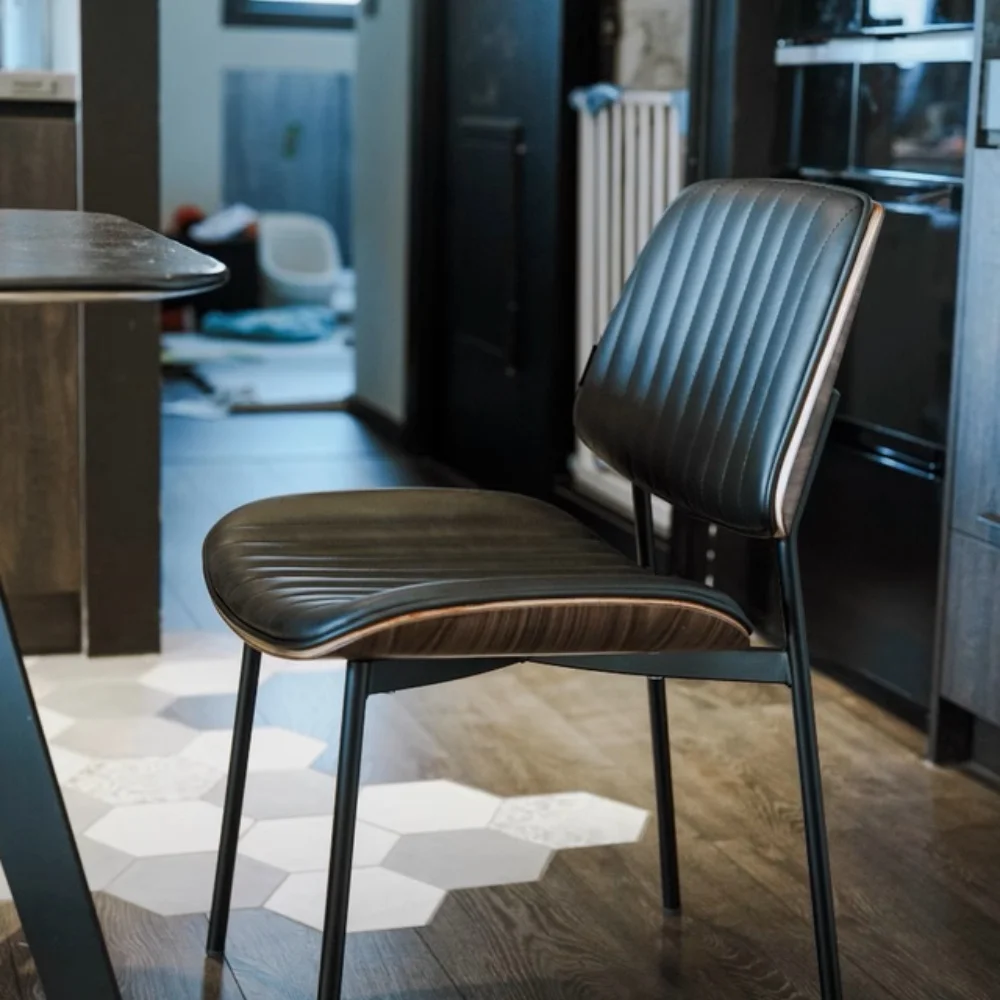 Medieval-style Designer Dining Chair (2025 New Model)