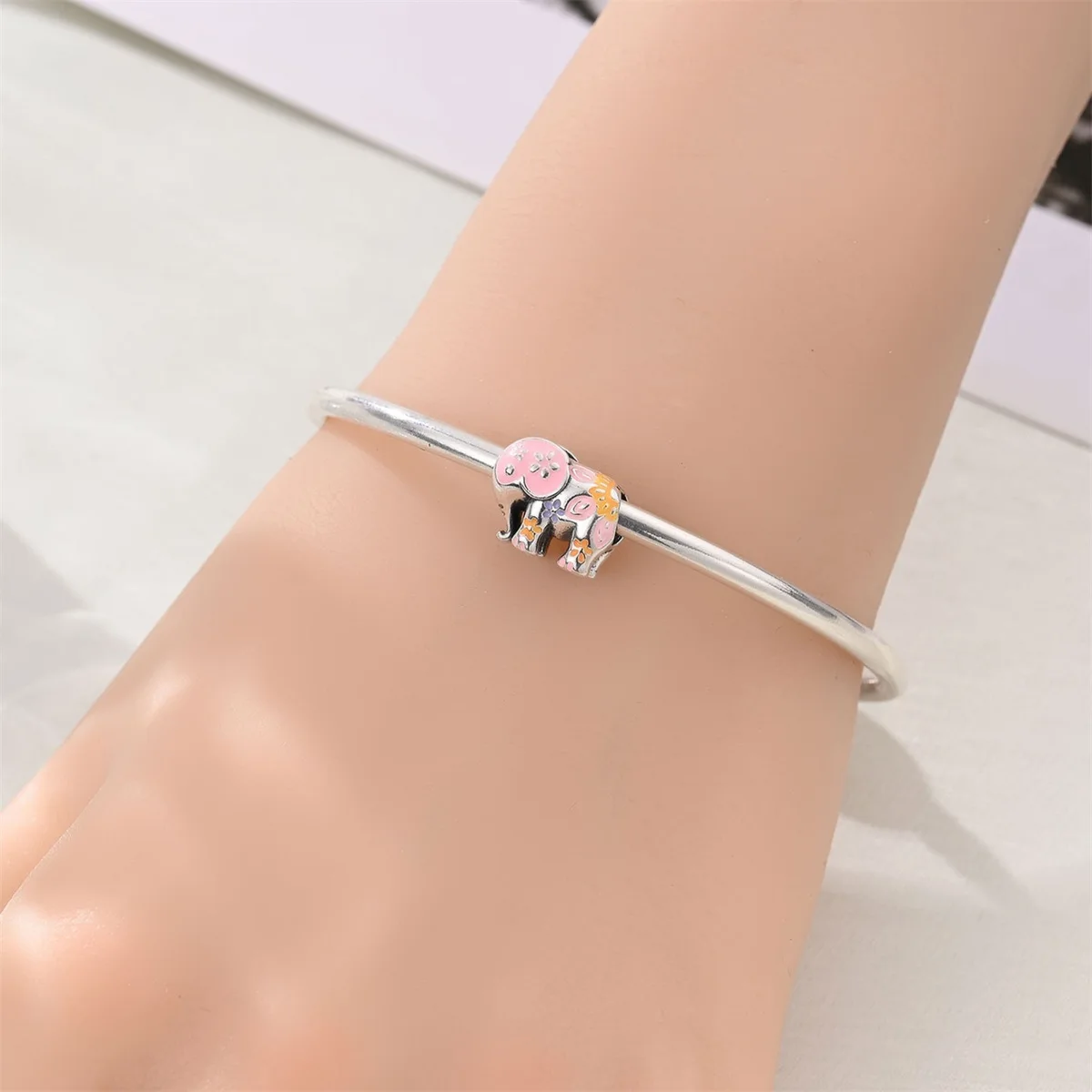 سحر الأصلي 925 الفضة مطلي الكرتون الطفل الفيل الخرز الحيوان الخرز صالح سوار Diy بها بنفسك غرامة هدية النساء مجوهرات حساسة أ