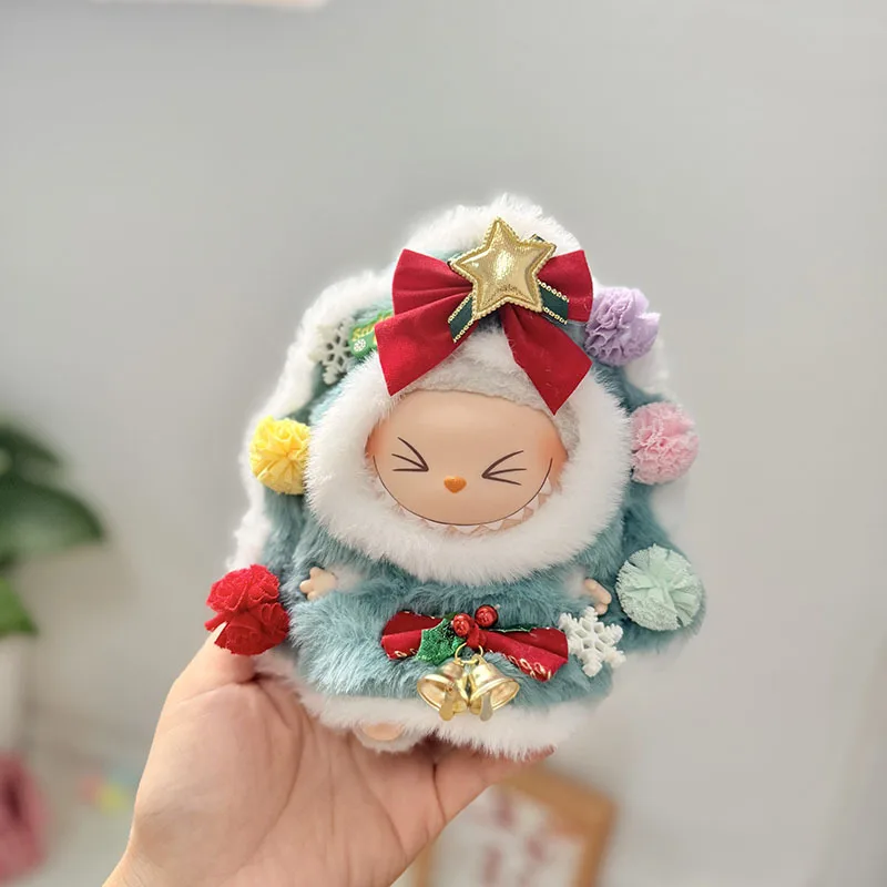 

Одежда для 15/17 см, брелок Labubu 1-го 3-го поколения, плюшевые куклы, рождественский комбинезон с разноцветными шариками, колокольчик, изысканный подарок