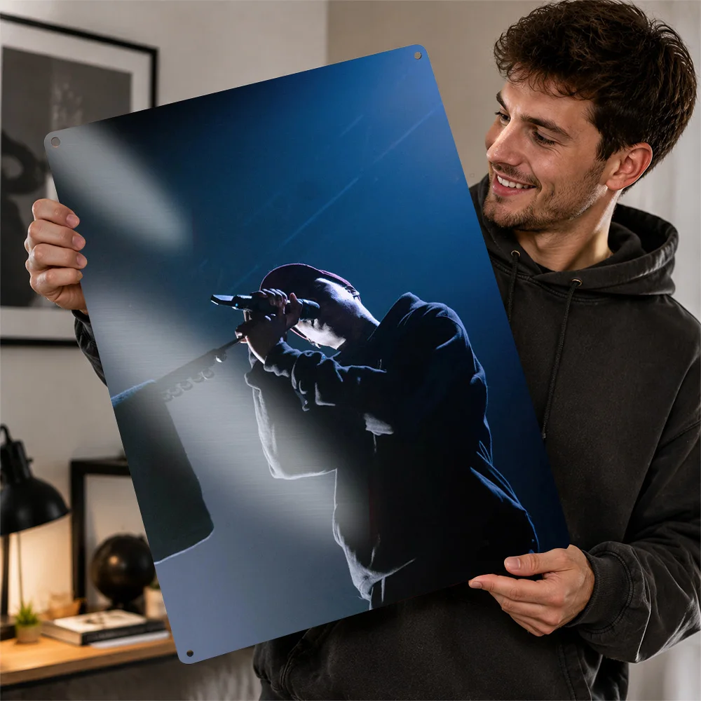 Daniel Caesar Blue Spotlight Performance Aluminum Poster Personalized Metal Sign Motown Icon Style Wall Art Audio Corner Decor