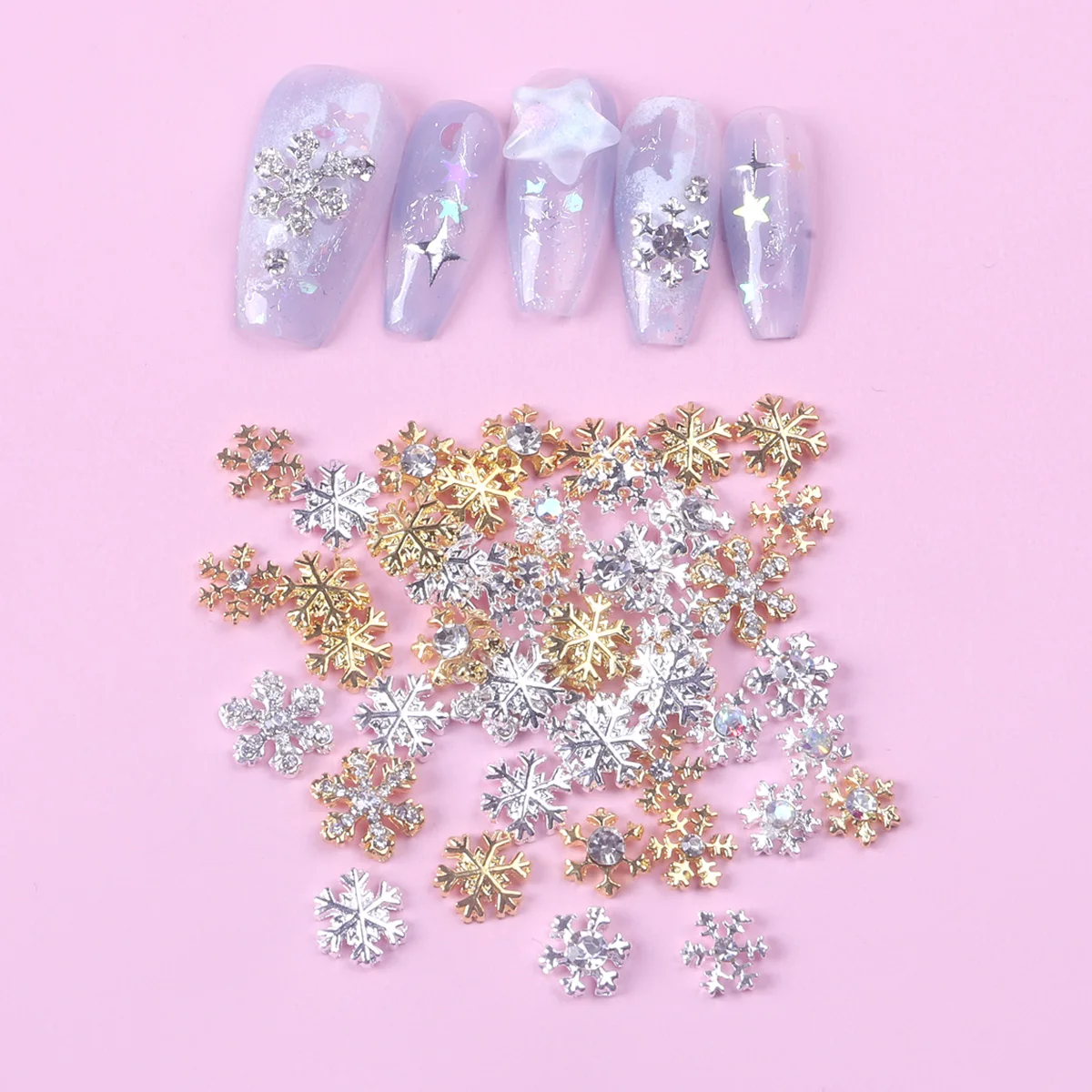 Mix Snowflake liga encantos para Nail Art, prata, ouro, metal decoração das unhas, ano novo 2023, 50pcs