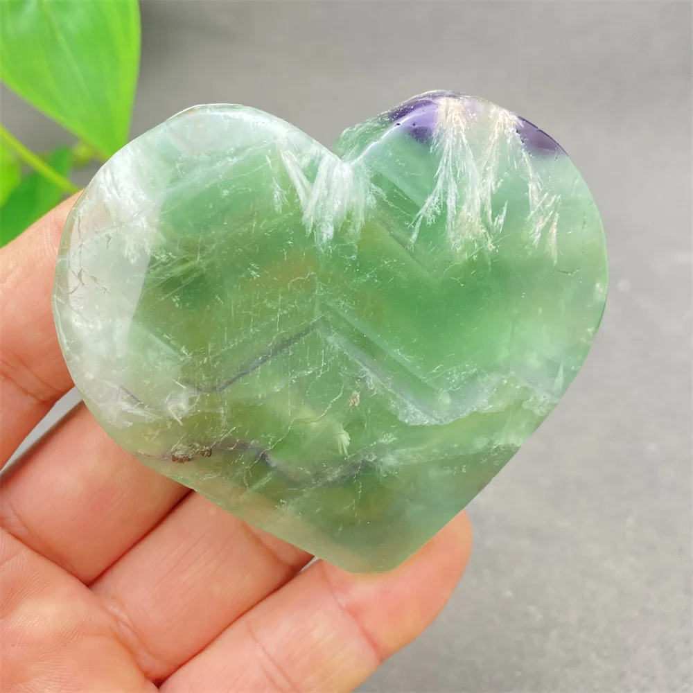 Natural Gem Feather Fluorite Crystal Heart Shape Hand Polished Love Holiday Gift Home Decoration Ornaments