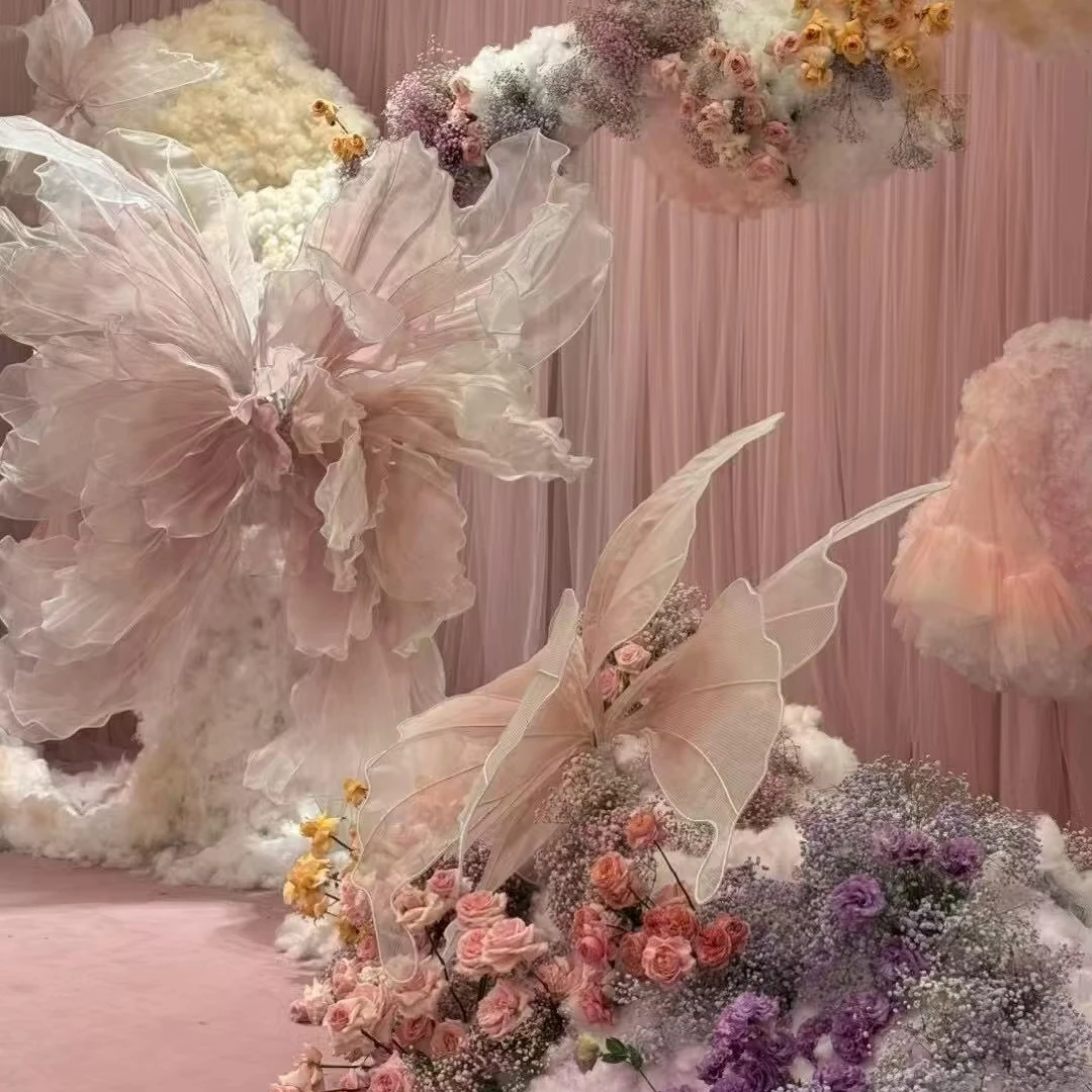 مخصص العملاق الأورجانزا أجنحة الفراشة تركيب فني كبير في الهواء الطلق داخلي حفل زفاف الديكور النحت