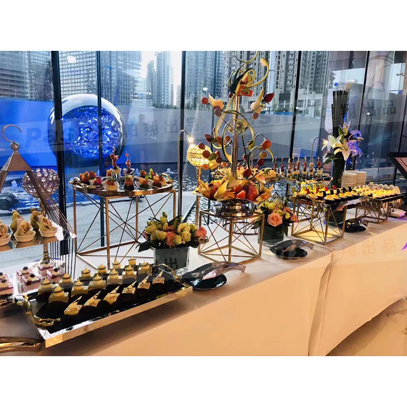 4-6PCS Arrival Dessert Table Decoration Metal Stand For Bread Food Drinks Buffet Banquet Wedding Birthday Party Cupcake Holder