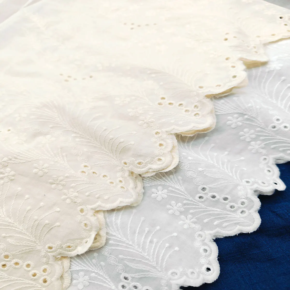 1yard white/apricot wide embroidered wedding clothing fabric 43cm decorative home DIY feather flower lace accessories
