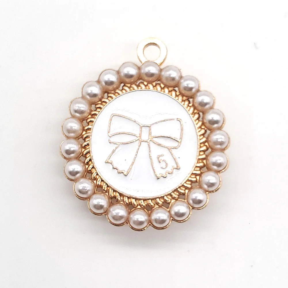 Shoe Charms Metal Bling Chains Shoes Decorations Queen Accessories for Wristbands Crystal Diamond Jewelry Girl Gifts