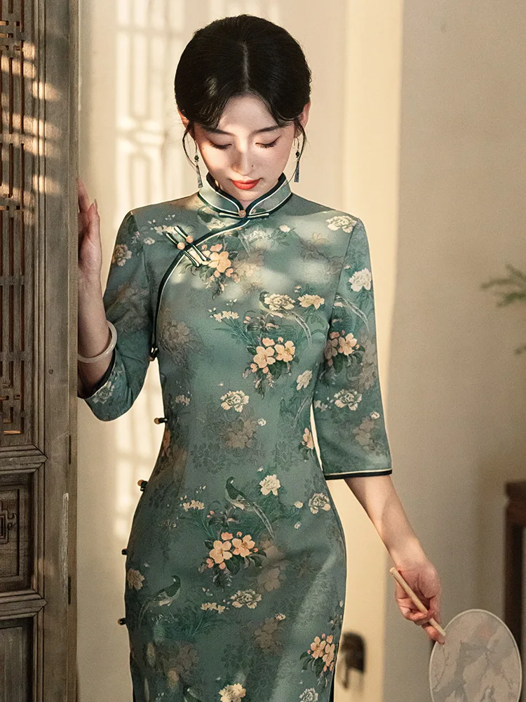 Nuevo Cheongsam largo Qipao elegante para mujer 2024 otoño vestido de estilo chino Vintage cuello mandarín Qipao Vestidos sexis