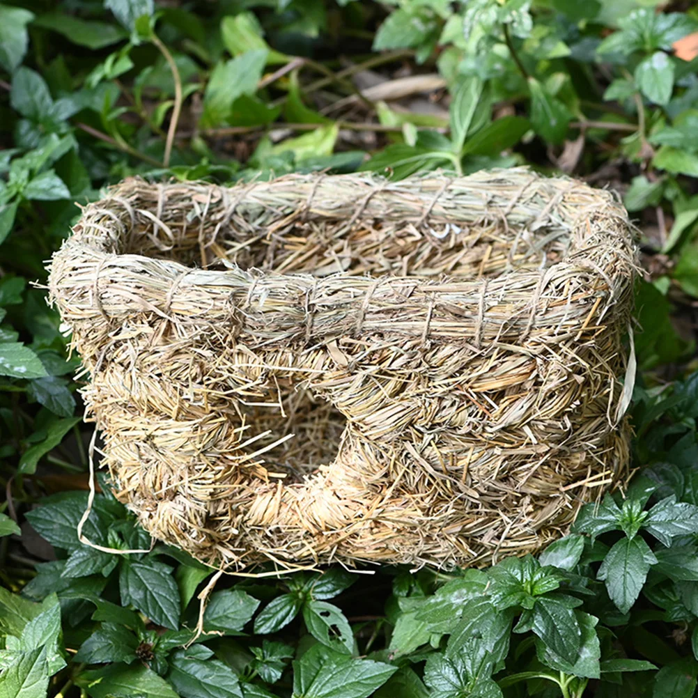 

Double Entrance Small Nest Hand Woven Straw Design Compact Sleeping House For Rabbit Cat Holland Pig Durable Pet Play House Pet