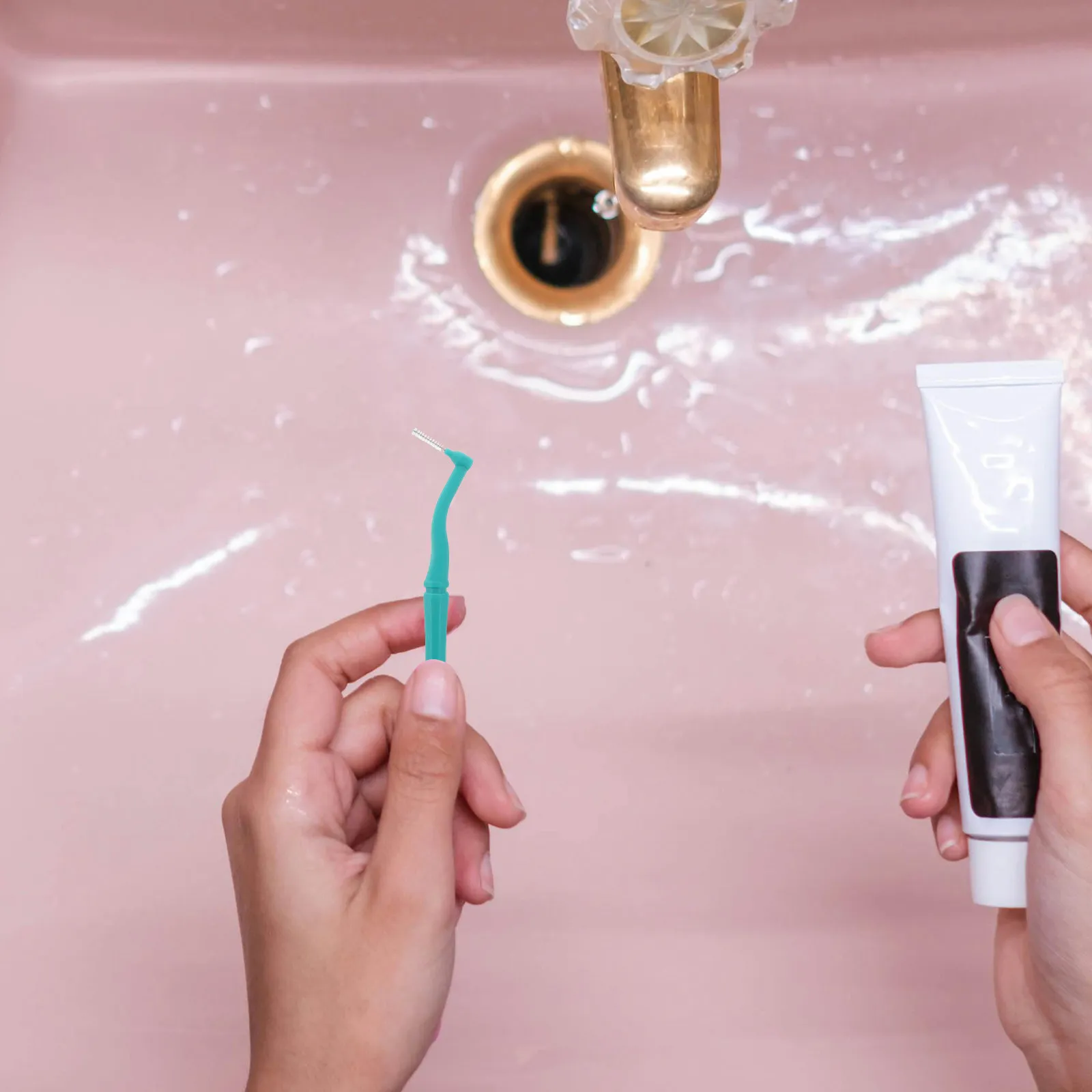 

Набор из 20 портативных межзубных щеток для брекетов, L-образные зубочистки-щетки, дорожный набор для чистки зубов, инструменты для ухода за полостью рта