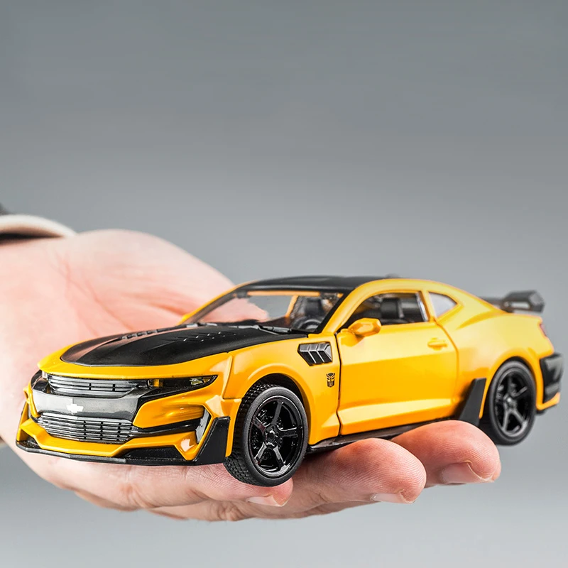 1:32 Alloy Diecast Car Model Chevrolet Camaro Pull Back Sound Light Kids Toy Car Collection For Children\'s Gifts