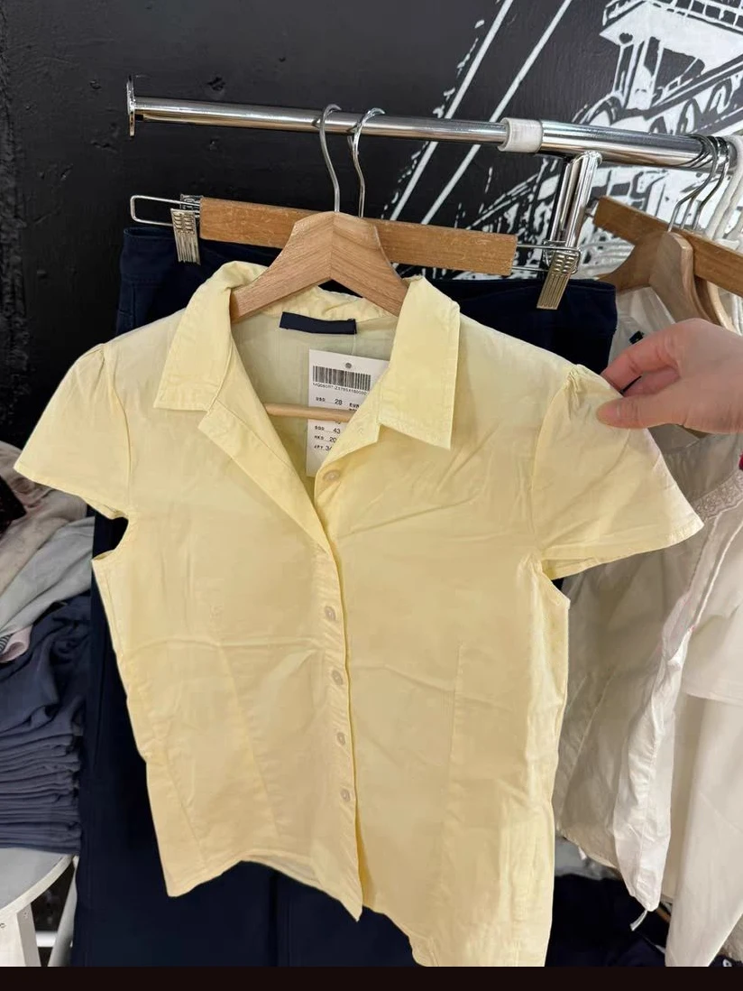 الأصفر سليم تي شيرتات قصيرة الاكمام بلوزة المرأة الصيف ترتيب الأسرة طوق واحدة الصدر بلوزة نمط Preppy الحلو تي شيرت Y2k جديد