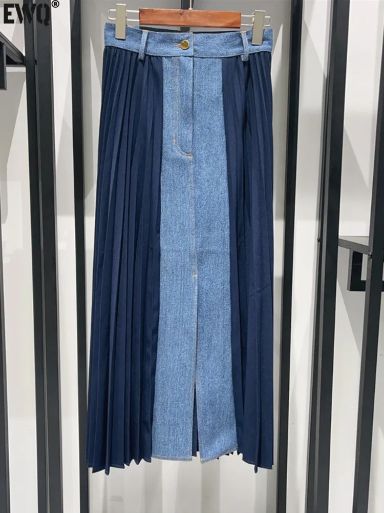 

[EWQ] Fashion High Waist Denim Spliced Pleated Mid Length Skirt Front Slit Unique Design Women Skirts 2024 Autumn New 16O1748