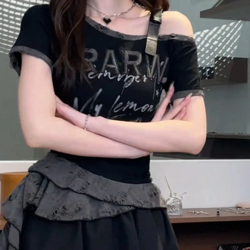 

2025 Summer New Fashion Round Neck Short Sleeve T Shirt Women Casual Chic Basic Top